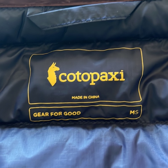 Cotopaxi Vest, Striped (Maroon) - Men’s M - Picture 8 of 10